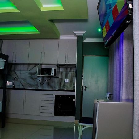 Wise Bird Guest House Roodepoort Dış mekan fotoğraf