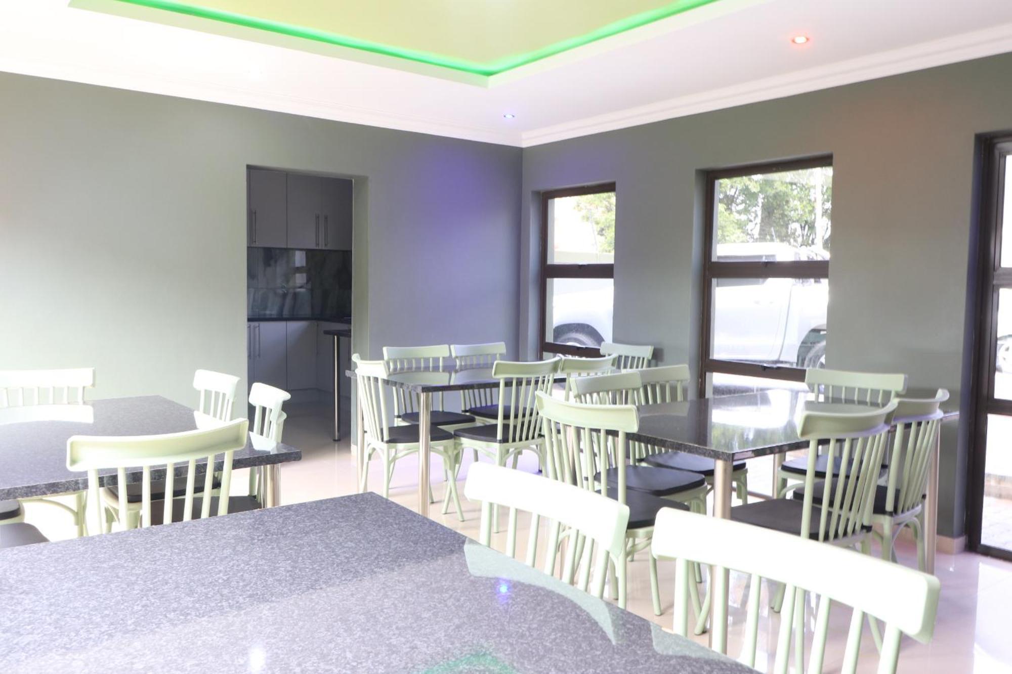 Wise Bird Guest House Roodepoort Dış mekan fotoğraf